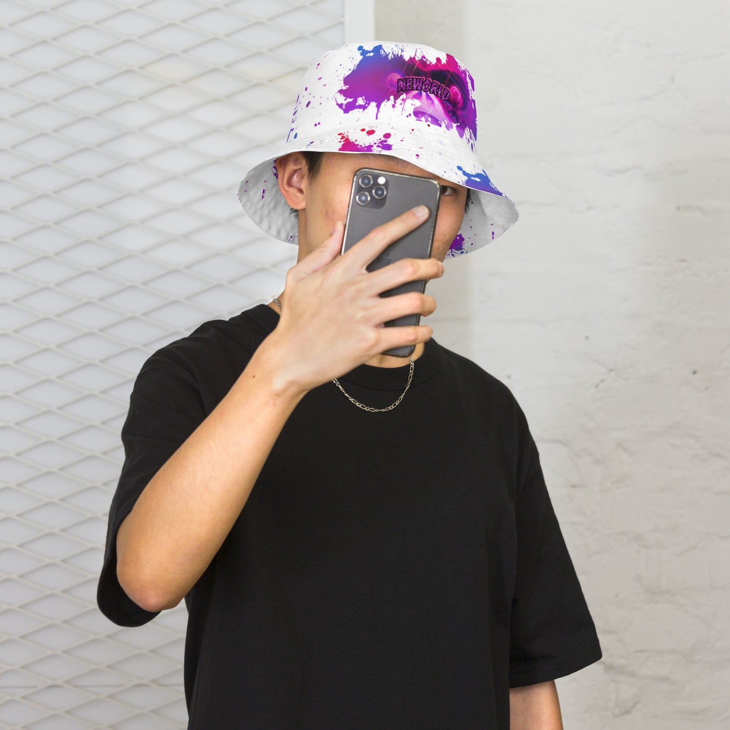 Reversible bucket hat